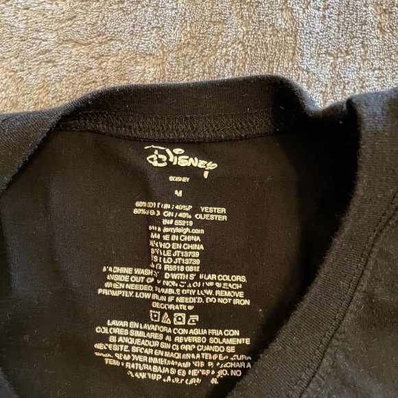 Disney Minnie Mouse Tee Shirt - Picture 2 of 3